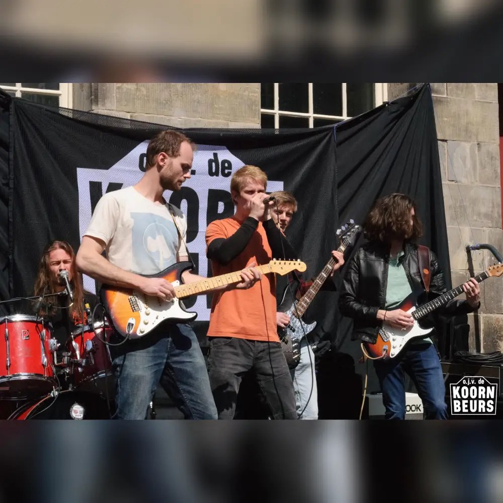 Koornbeurs Open Air // B-Side Singles + Paint It + Eurydice + Razorblade Messiah + DJ Tapser